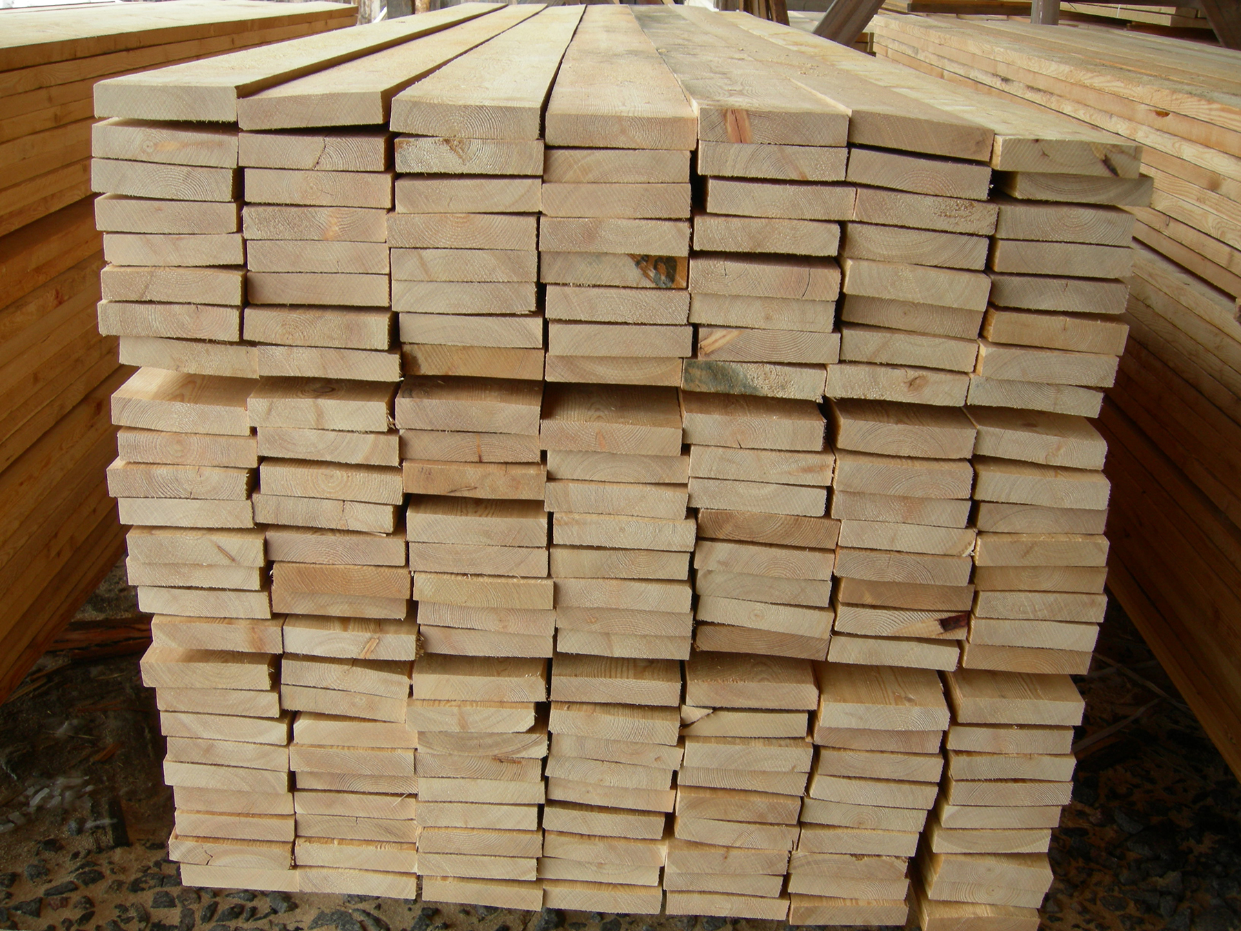 Siberian Larch Sawn Timber